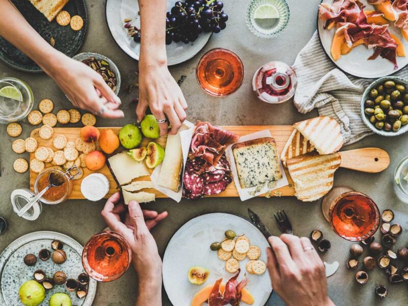How to Create a Beautiful and Tasty Charcuterie Board